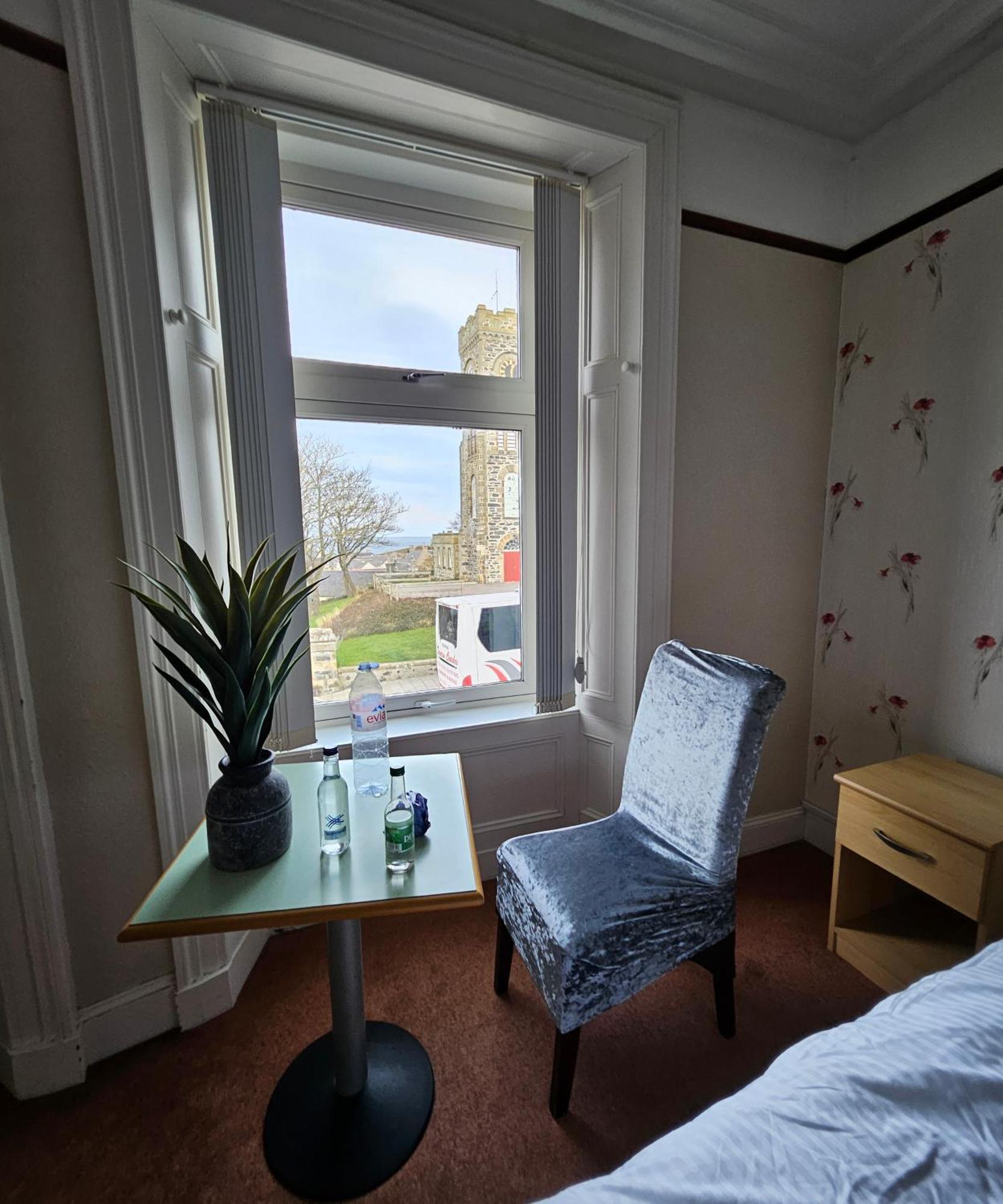 Station Hotel Portsoy Exterior photo