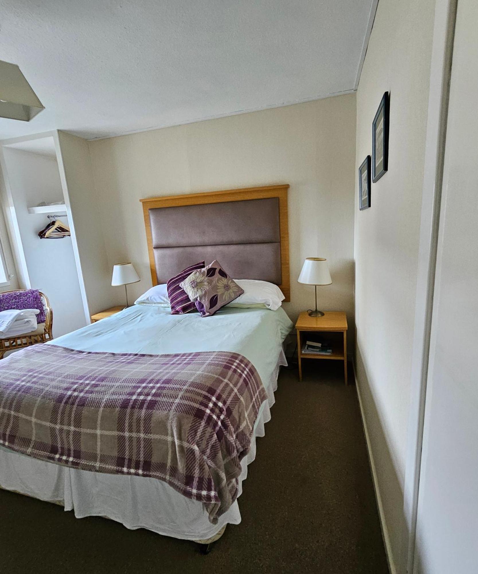Station Hotel Portsoy Exterior photo