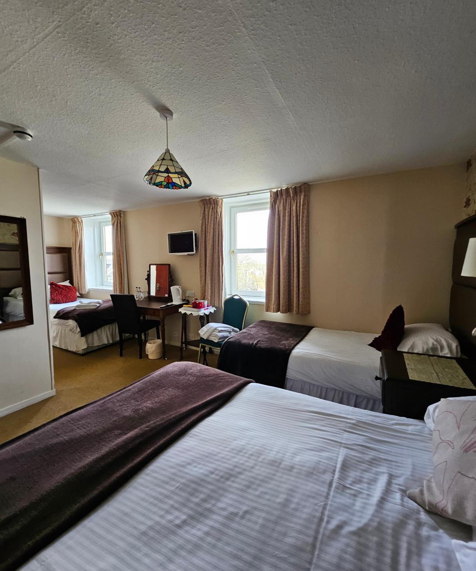 Station Hotel Portsoy Exterior photo