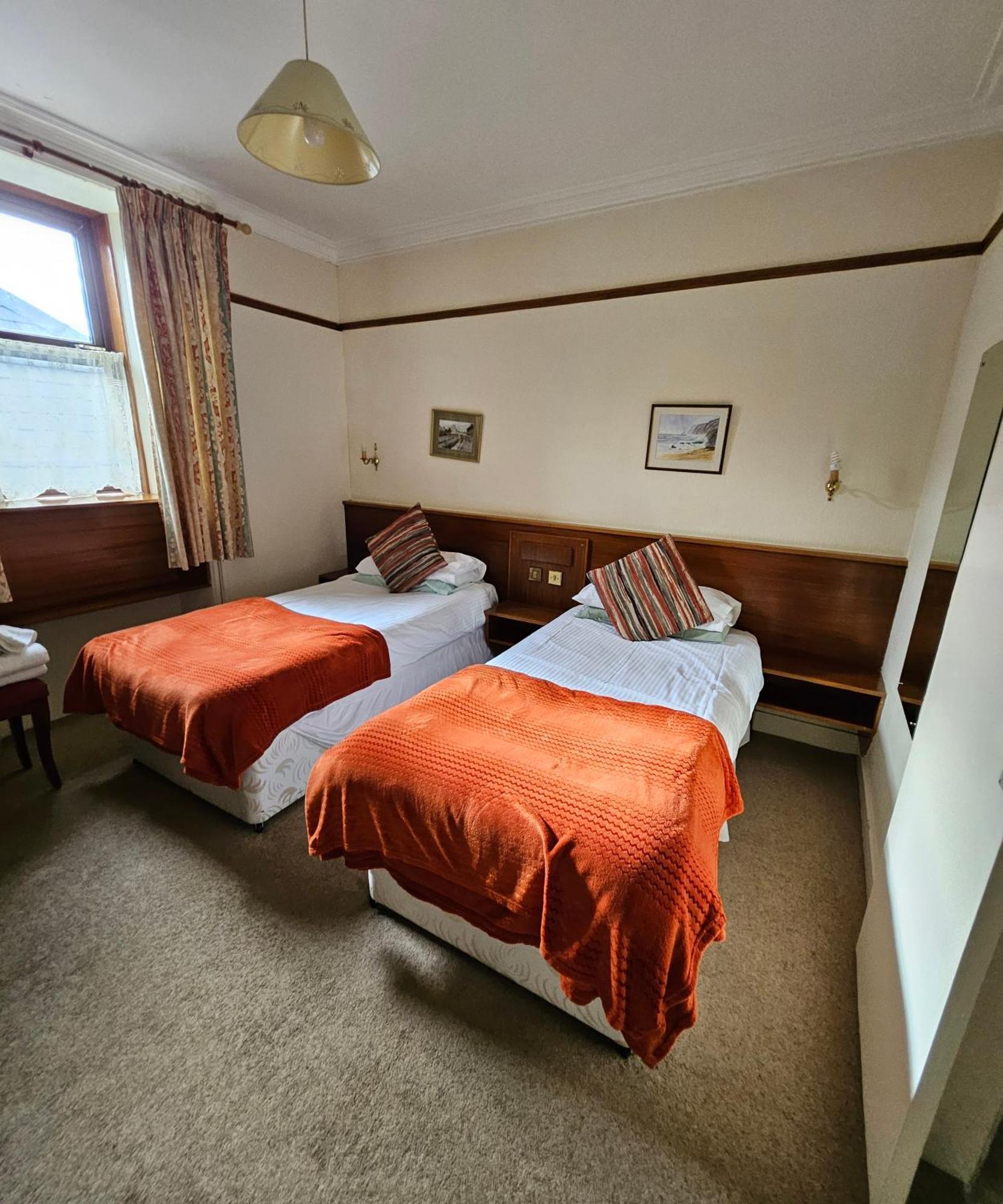 Station Hotel Portsoy Exterior photo